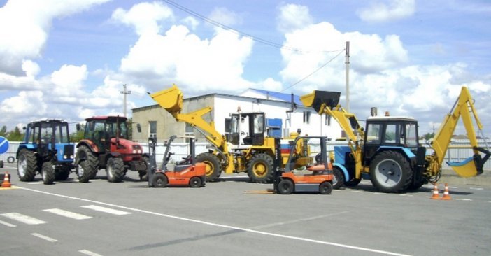 Ваши тракторные права - профессиональная помощь на всех этапах